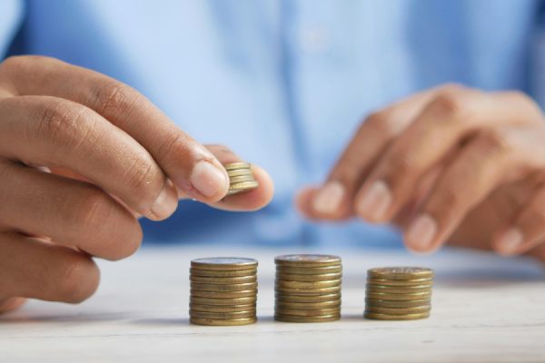 How to Build Wealth in Your 20s