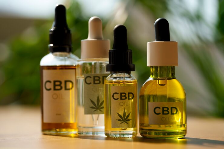 How to Safely Combine CBD Edibles with Other Wellness Supplements